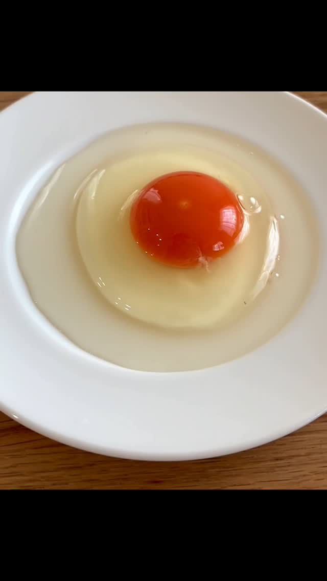 最近、寒い日が続きたまごは最高の状態に😆
白身がぷっくり盛りが上がり、黄身は濃厚

有限会社稲見商店卵工房
〒324-0018 栃木県大田原市上奥沢字上谷地587-
TEL0287-22-2421 

 #稲見商店#那須御養卵 #日光御養卵#極 #たまご #有精卵 #TKG #卵かけご飯 #お弁当#さくら#自販機#直売#たまご工房#栃木#大田原#イベント#いなみの日#寒波#寒い